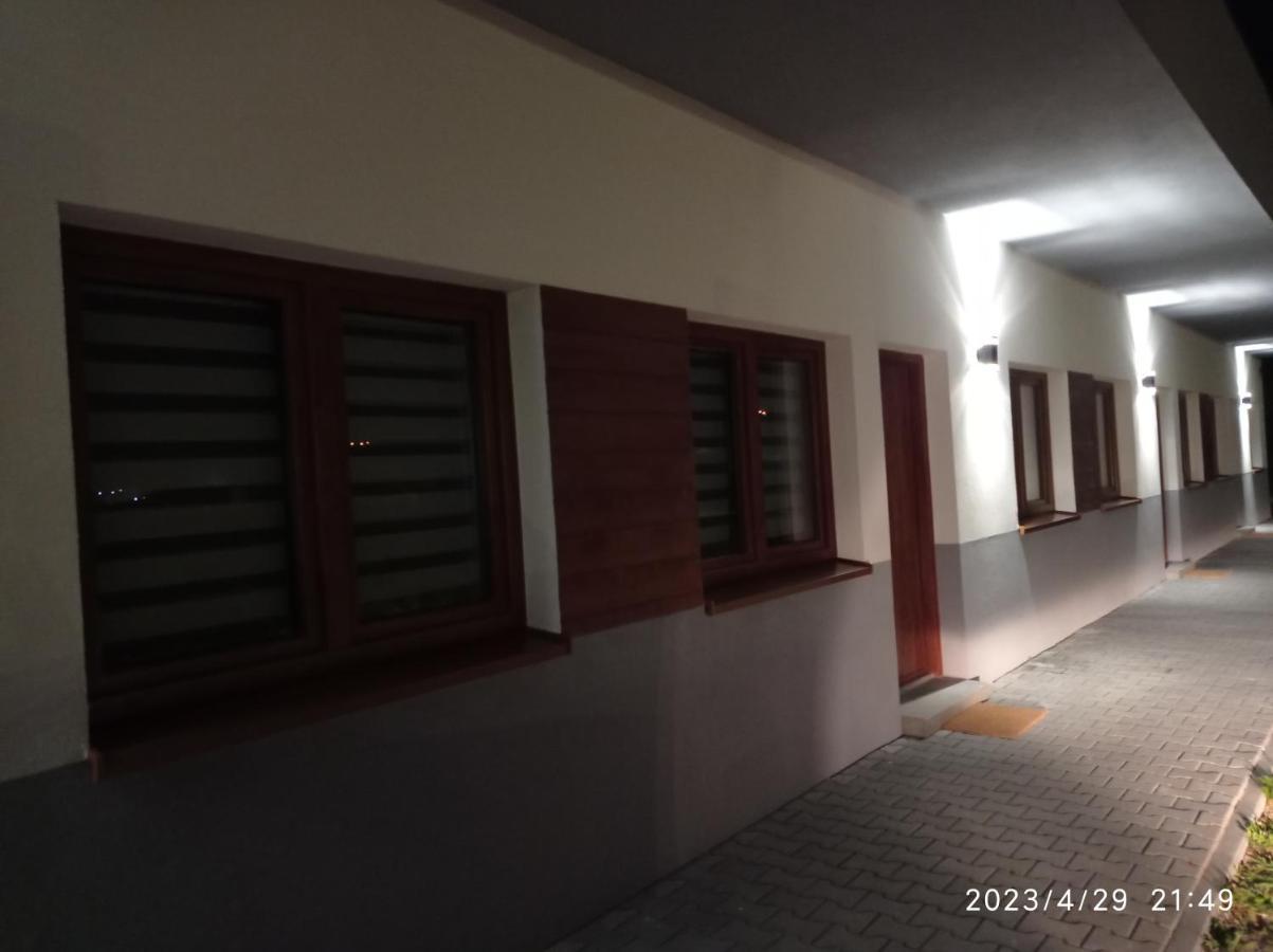 Вилла Loft Park Zator, Lokalizacja Przy Wej Parku Экстерьер фото